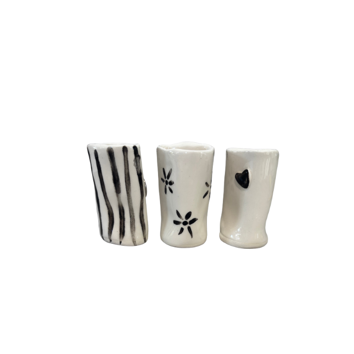 Set of 3 little magnetic fridge vases