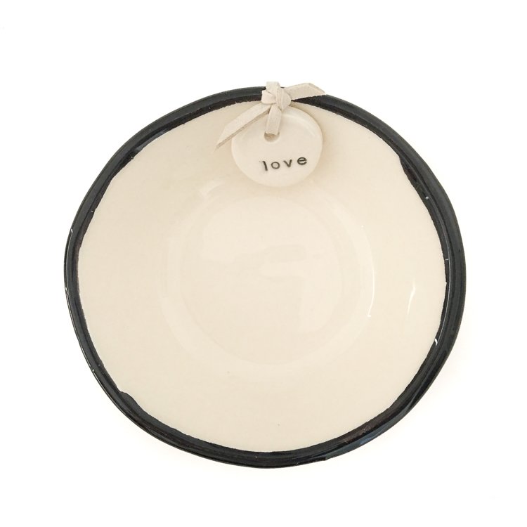 little bowl cream black rim tag 'love'