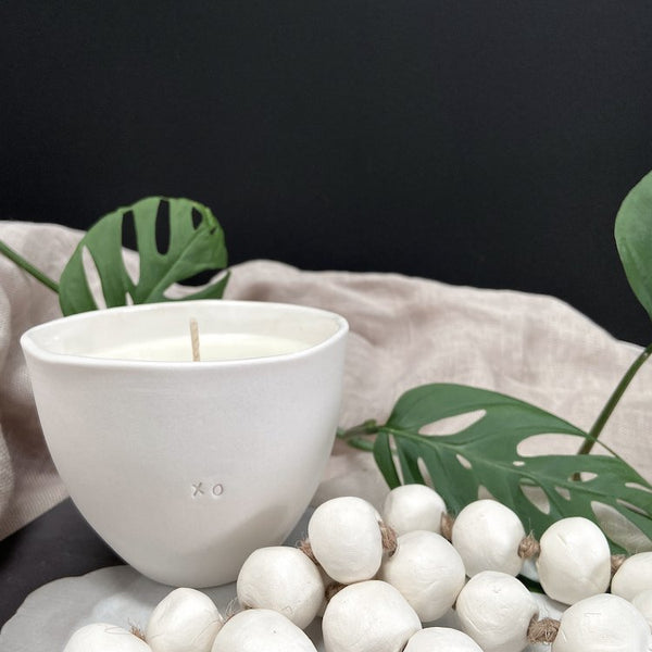509 Handmade Ceramic Candle 'xo' Caroline C